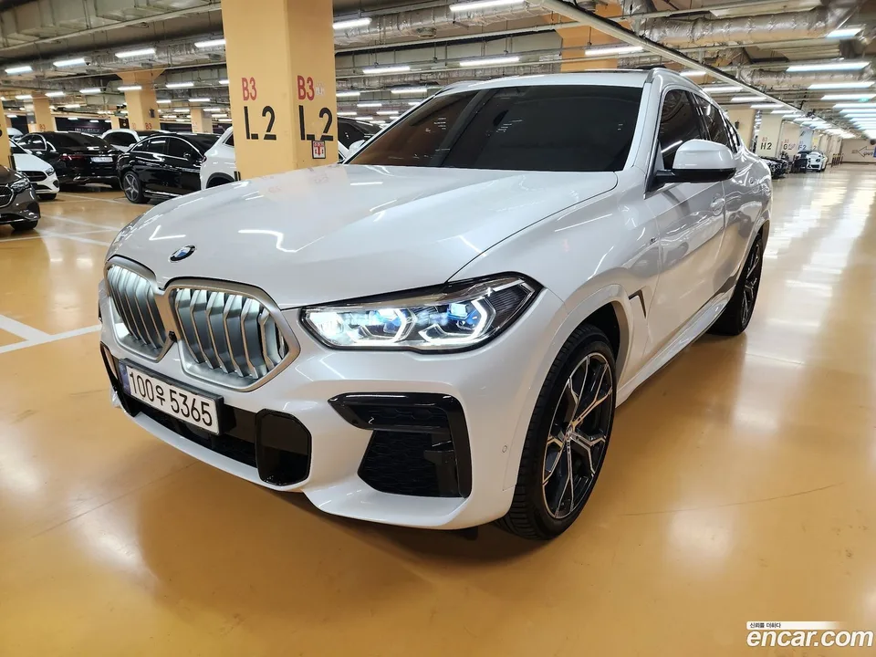 BMW X6 xDrive30d M 2022 — миниатюра 2