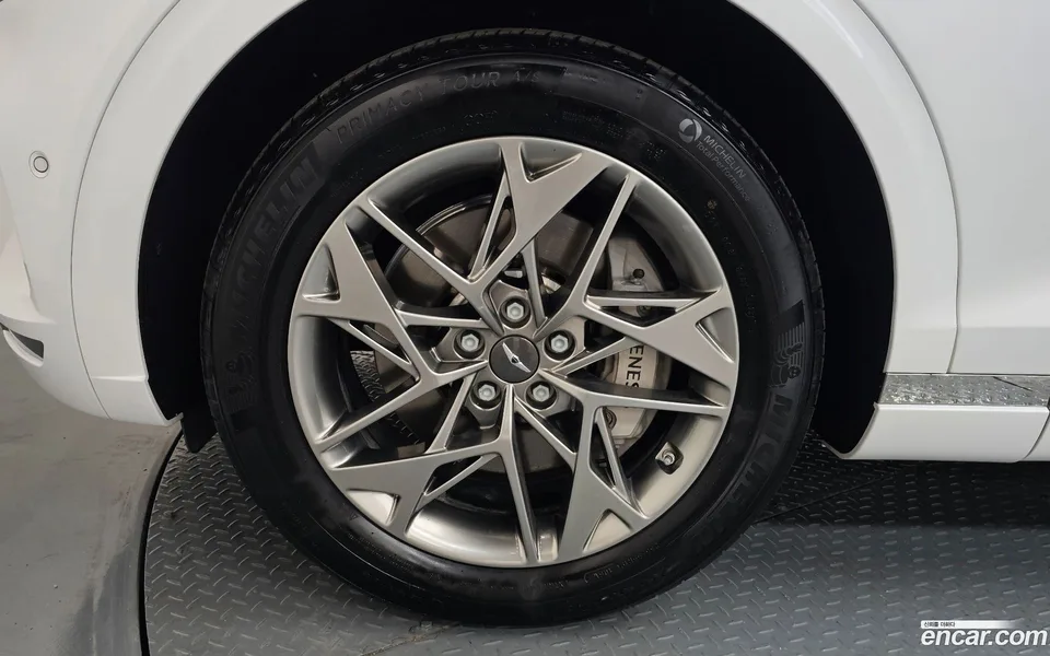 Genesis GV70 2.5T AWD 2024 — миниатюра 2