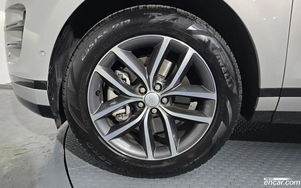 Land Rover Range Rover Evoque P250 SE 2025 — миниатюра 2