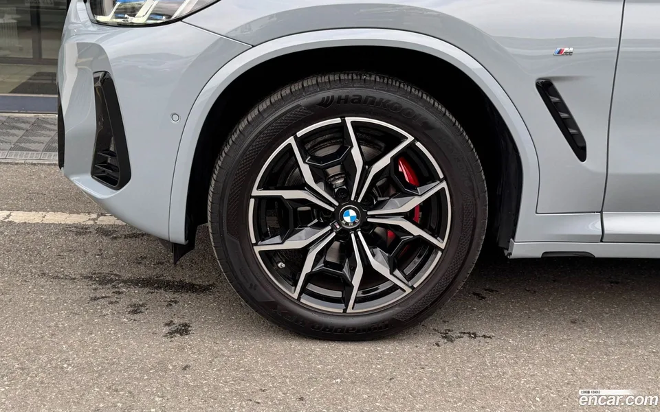 BMW X4 xDrive20i M 2023 — миниатюра 5