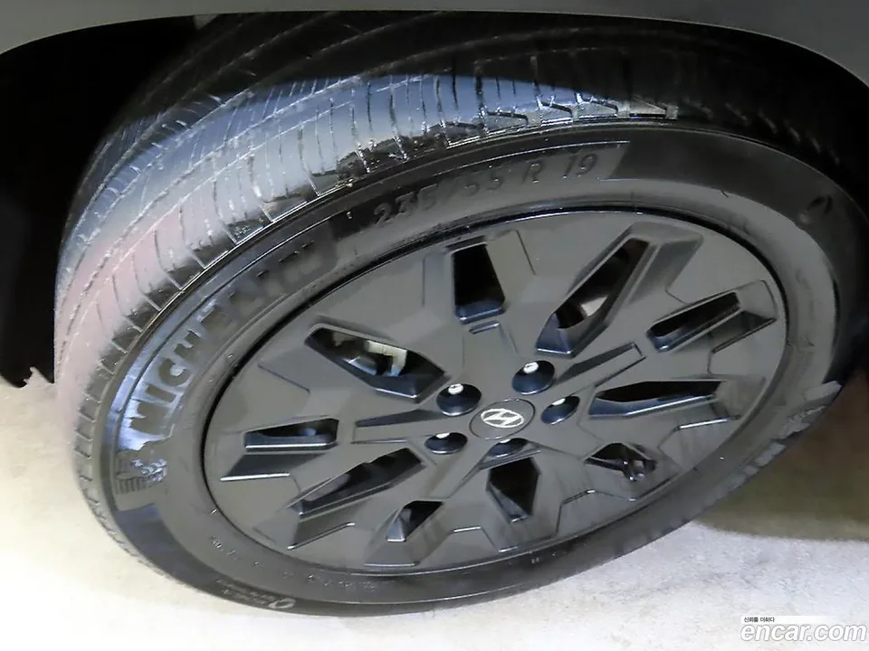 Hyundai Tucson 2.0 2WD 2023 — миниатюра 5