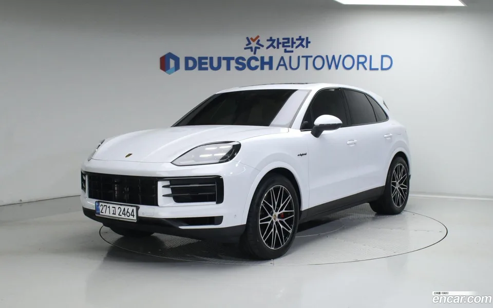 Porsche Cayenne 3.0 S E- 2025 — фото 1, купить с доставкой в Москву