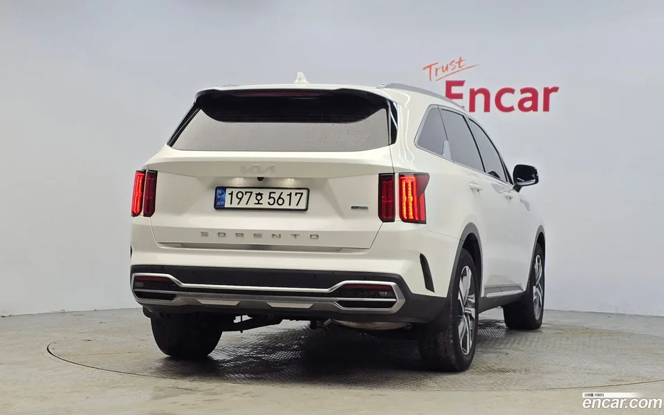 Kia Sorento HEV 1.6 2WD 2022 — миниатюра 4