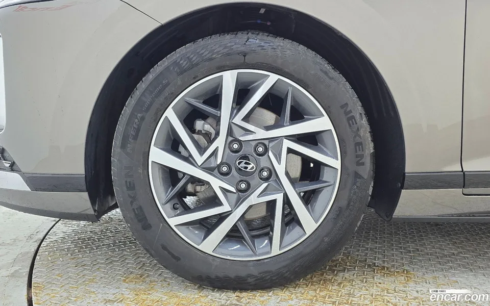 Hyundai Grandeur 2.5 2WD 2023 — миниатюра 5