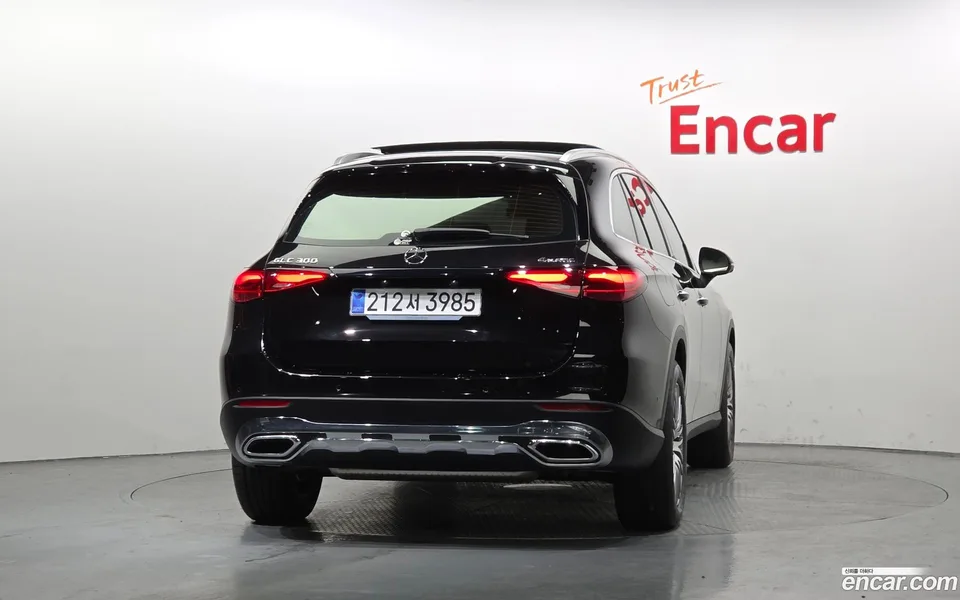 Mercedes-Benz GLC-Class GLC300 4MATIC 2025 — миниатюра 4