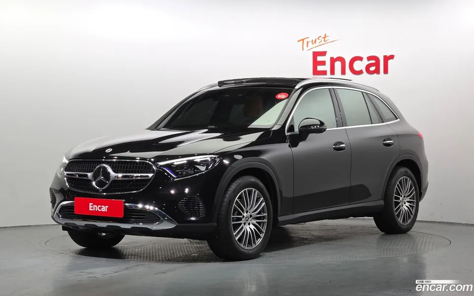 Mercedes-Benz GLC-Class GLC300 4MATIC 2025 — фото 1, купить с доставкой в Москву