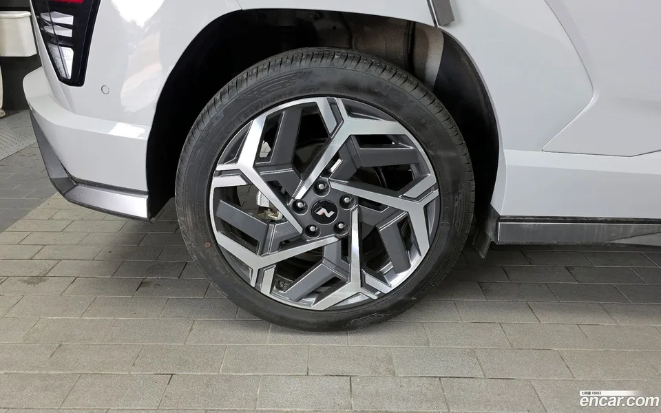 Hyundai Kona 1.6 4WD 2024 — миниатюра 5