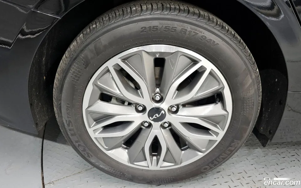 Kia K5 Hybrid 2022 — миниатюра 2