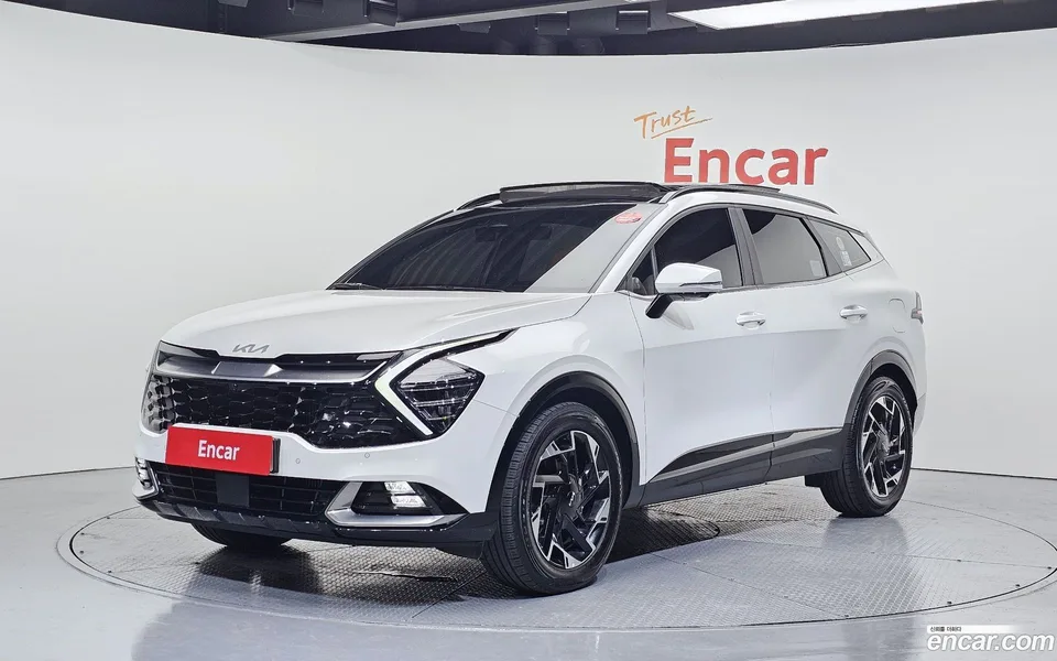 Kia Sportage 1.6 4WD 2023 — фото 1, купить с доставкой в Москву