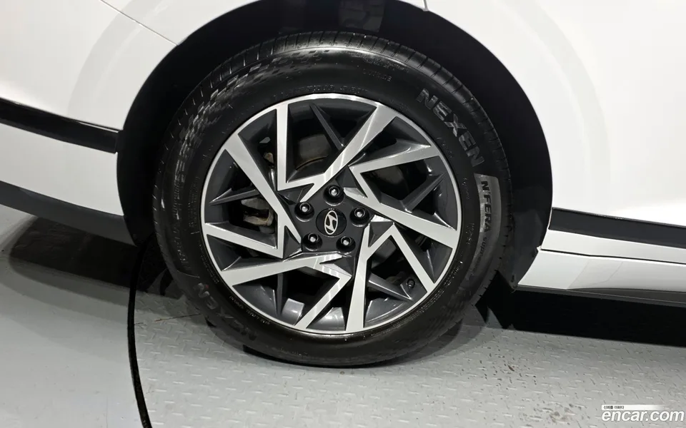 Hyundai Grandeur 3.5 LPG 2WD 2023 — миниатюра 5