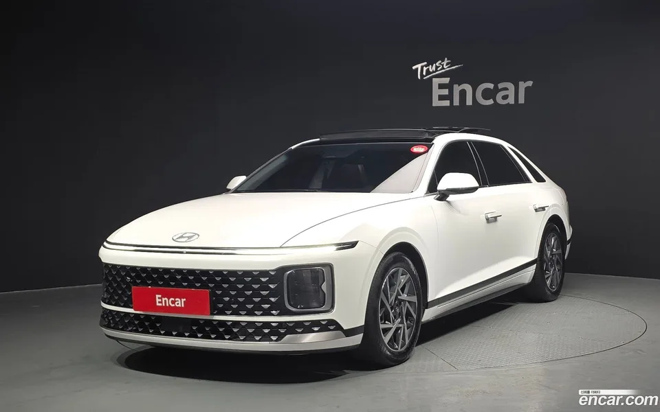 Hyundai Grandeur 3.5 LPG 2WD 2023 — фото 1, купить с доставкой в Москву