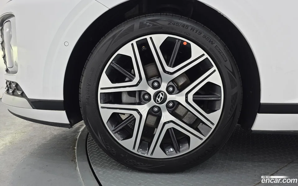 Hyundai Grandeur Hybrid 2023 — миниатюра 2
