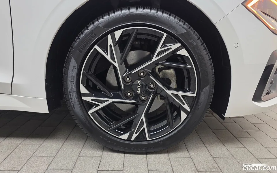 Kia K5 Hybrid 2024 — миниатюра 5