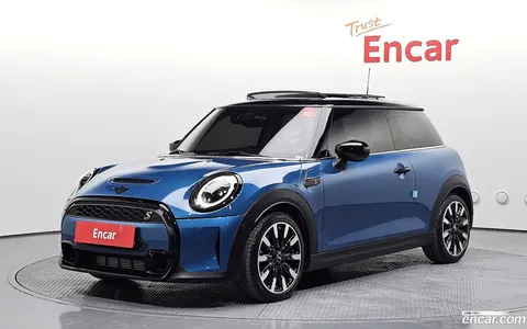 MINI Cooper S 2024 buy in Moscow