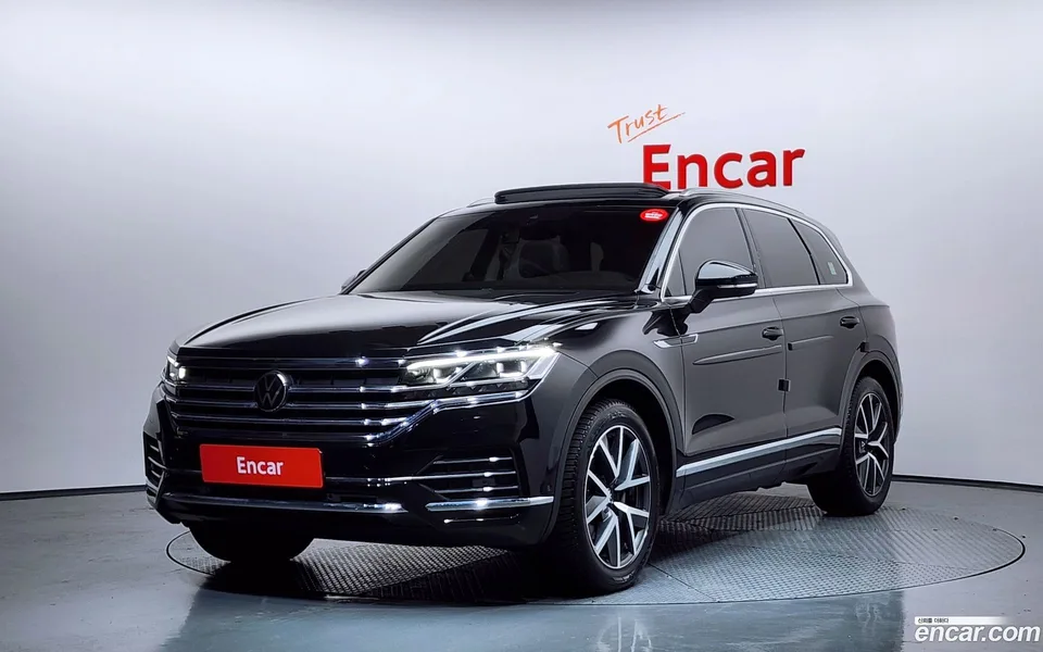 Volkswagen Touareg 3.0 TDI 2023 — фото 1, купить с доставкой в Москву