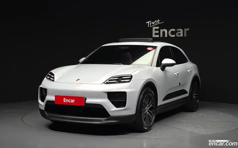 Porsche Macan Electric 2025 buy in Moscow