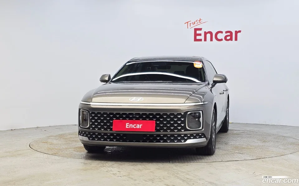 Hyundai Grandeur 2.5 2WD 2023 — миниатюра 3