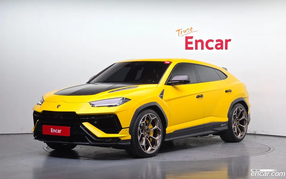 Lamborghini Urus 4.0 V8 2024 — фото 1, купить с доставкой в Москву