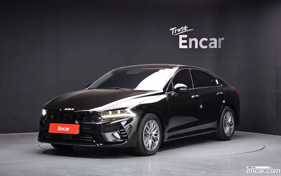 Kia K5 Hybrid 2022 — фото 1, купить с доставкой в Москву
