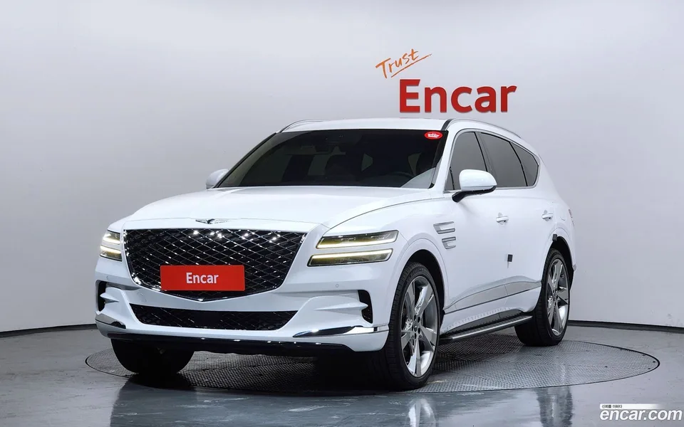 Genesis GV80 3.0 2WD 2022 — фото 1, купить с доставкой в Москву