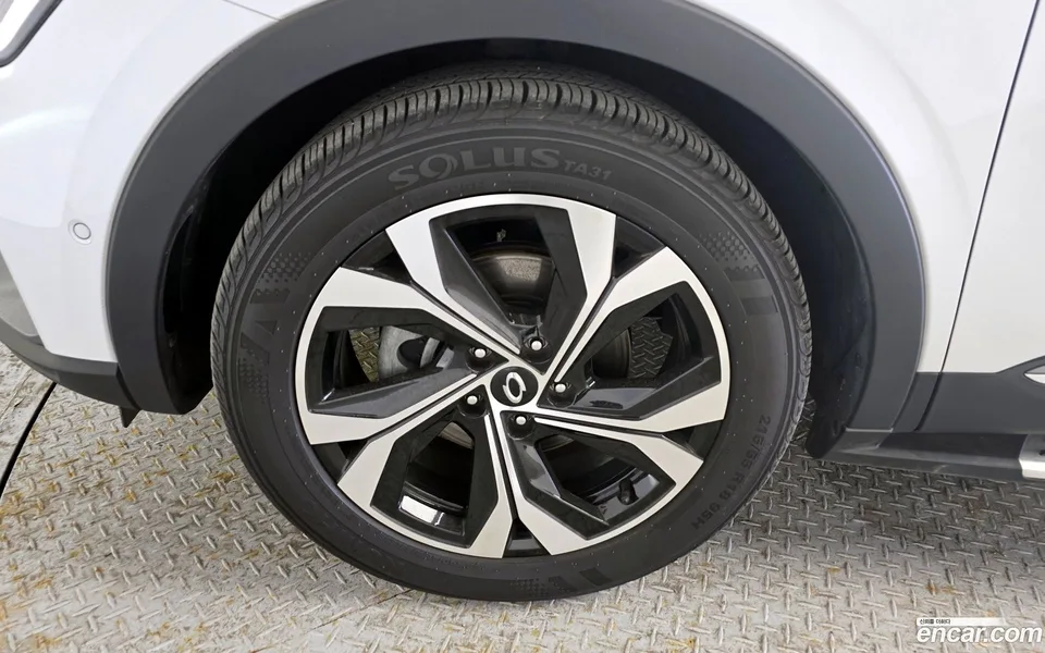 Renault Samsung XM3 (Arkana) 1.6 E-TECH e- 2022 — миниатюра 5