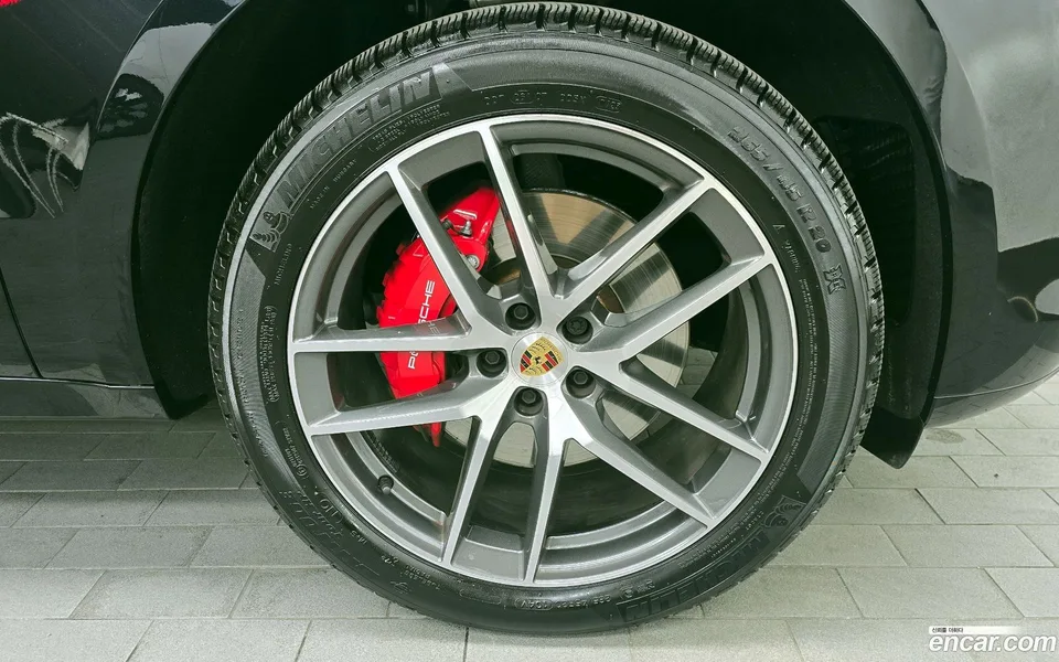 Porsche Macan 2.9 S 2023 — миниатюра 2