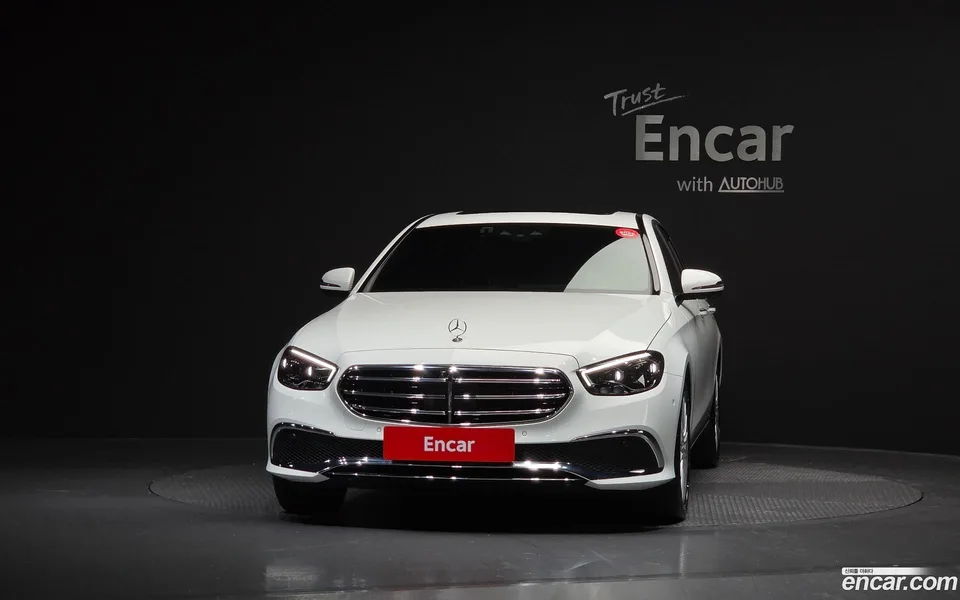Mercedes-Benz E-Class E250 2023 — миниатюра 3