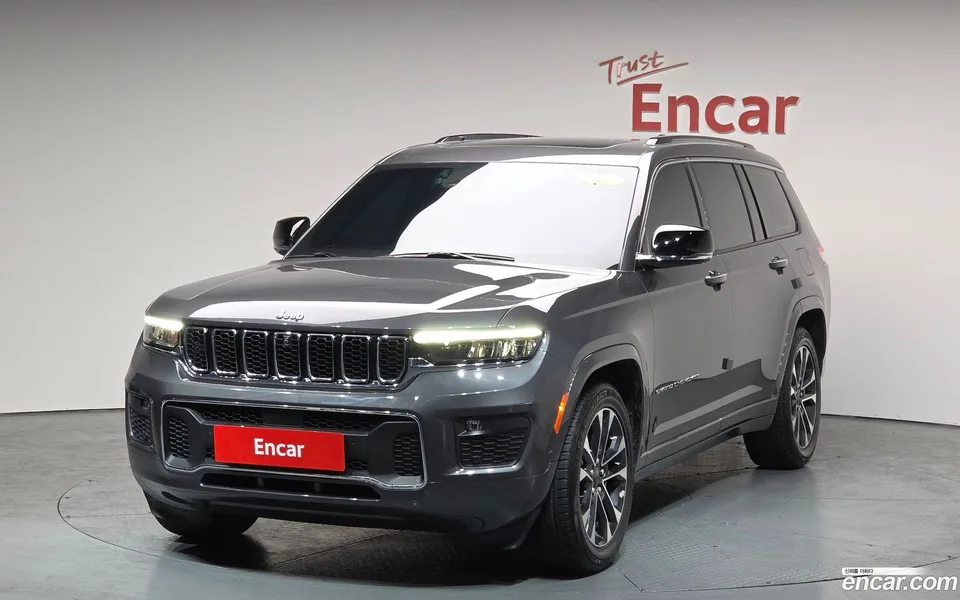 Jeep Grand Cherokee L 3.6 2022 — фото 1, купить с доставкой в Москву