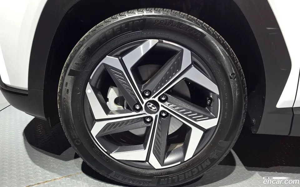 Hyundai Tucson 1.6 2WD 2022 — миниатюра 2