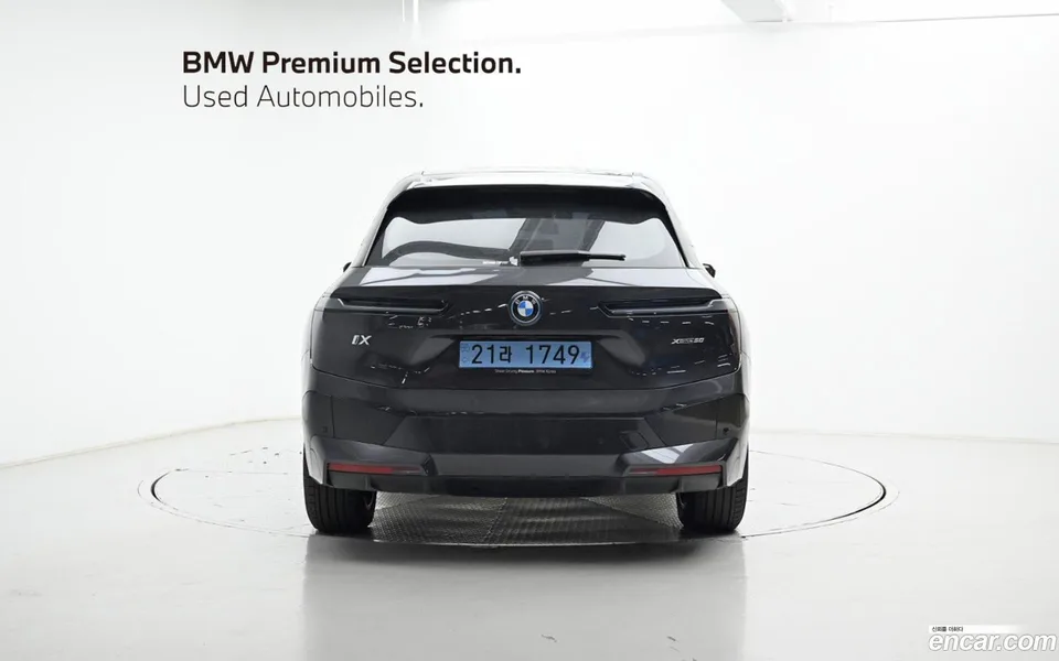 BMW iX xDrive50 2025 — миниатюра 4