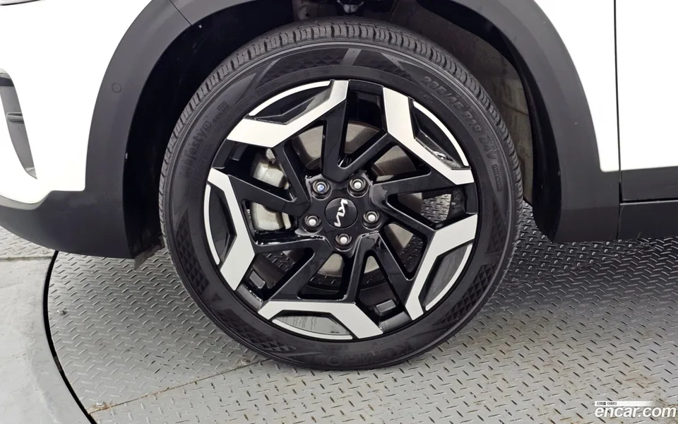 Kia Seltos 1.6 2WD 2022 — миниатюра 2