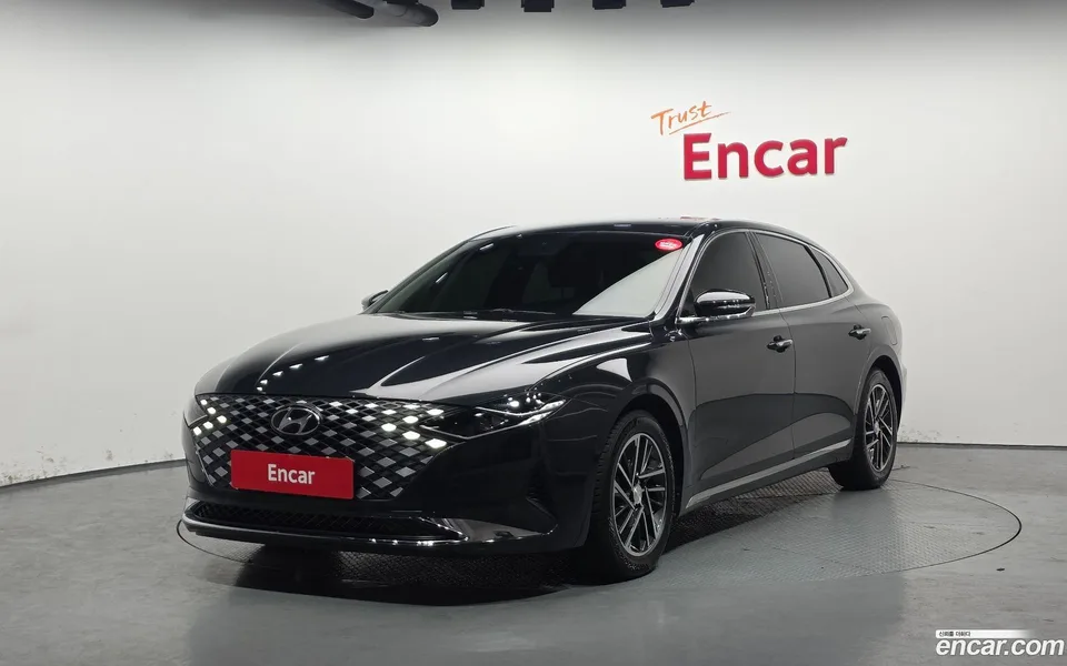 Hyundai Grandeur IG 2.5 2022 — фото 1, купить с доставкой в Москву