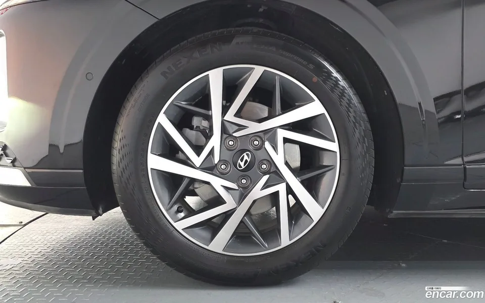 Hyundai Grandeur 2.5 2WD 2023 — миниатюра 5