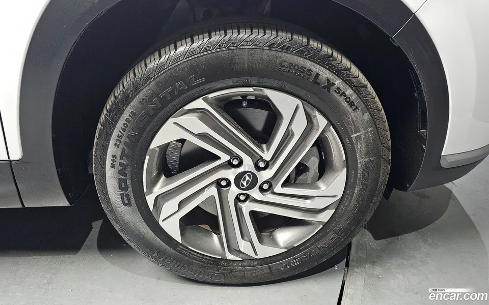 Hyundai SantaFe 2.5T 2WD 2022 — миниатюра 5