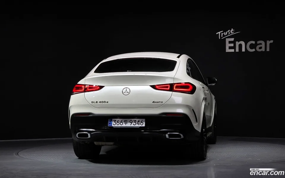 Mercedes-Benz GLE-Class GLE400d 4MATIC 2022 — миниатюра 4