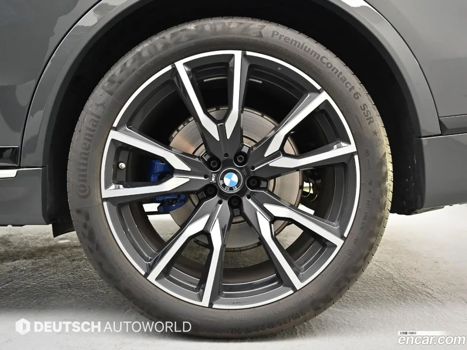 BMW X7 xDrive 40i M 6 2022 — миниатюра 2