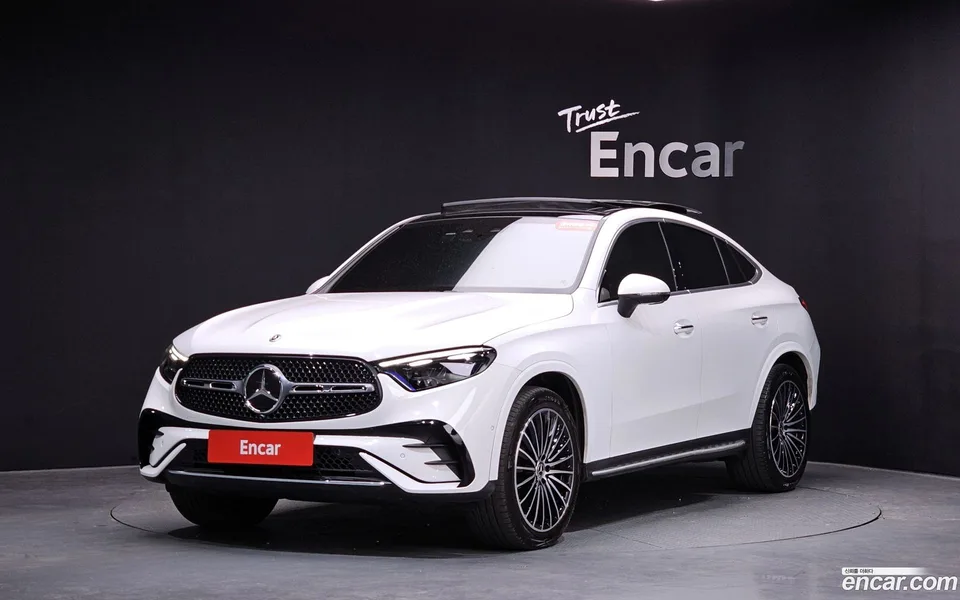 Mercedes-Benz GLC-Class GLC300 4MATIC 2024 — фото 1, купить с доставкой в Москву