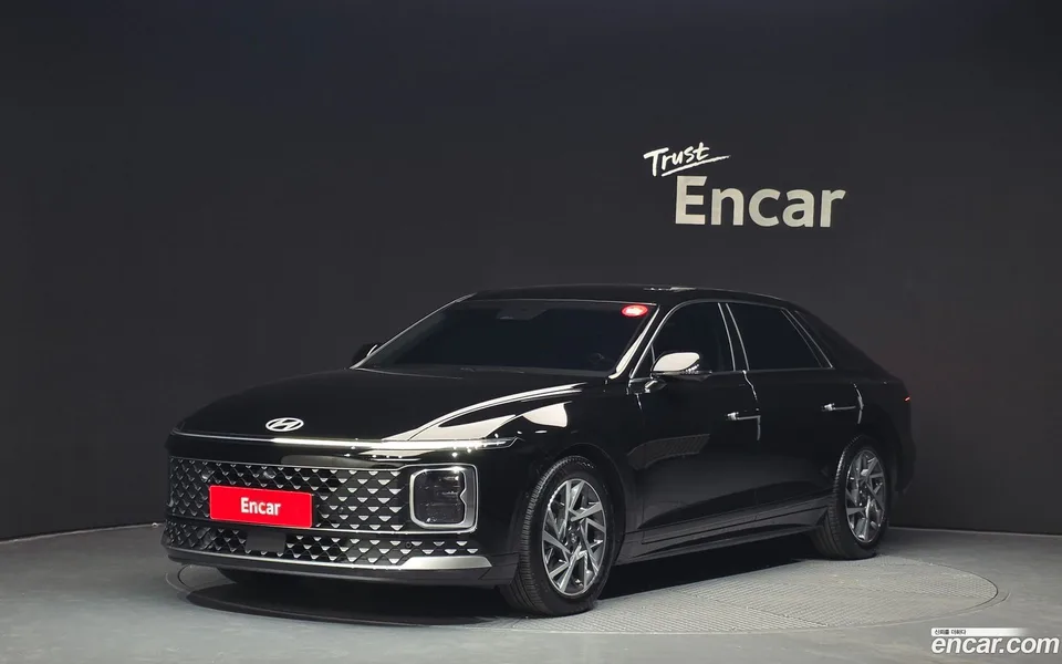 Hyundai Grandeur Hybrid 2025 — фото 1, купить с доставкой в Москву