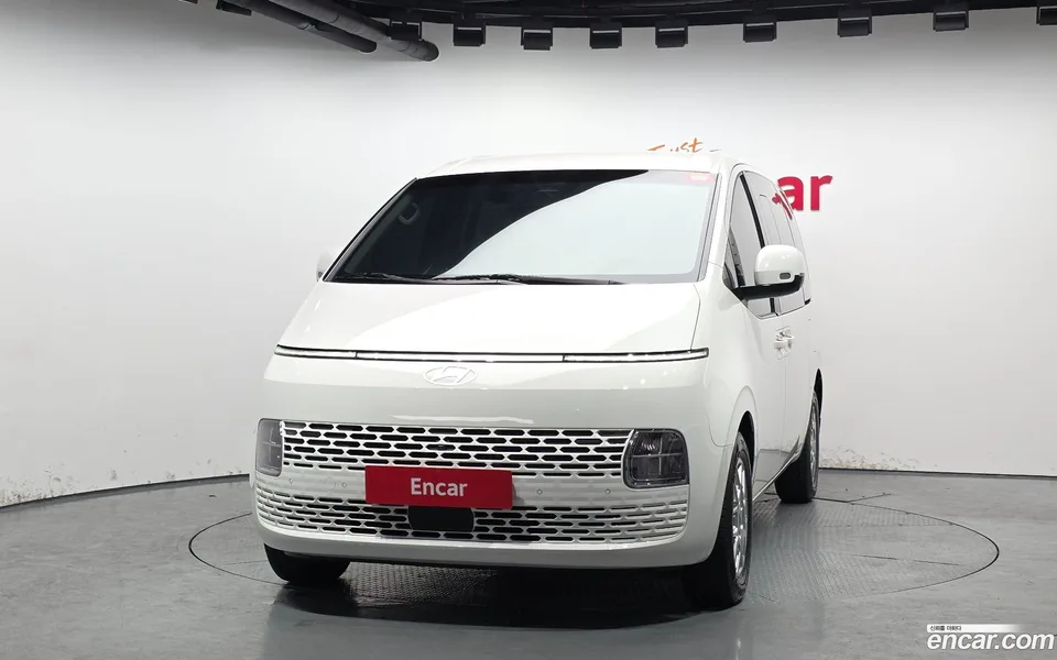 Hyundai Staria HEV 1.6 5 2024 — миниатюра 3