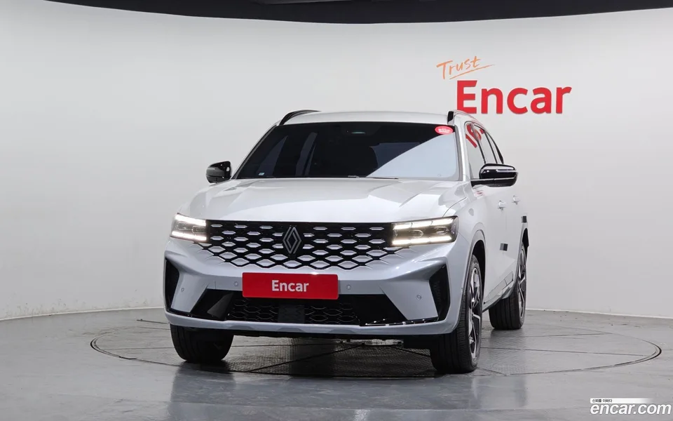 Renault Samsung Grand Koleos 1.5 E-TECH 2WD 2025 — миниатюра 3