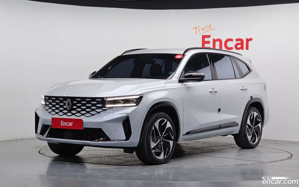 Renault Samsung Grand Koleos 1.5 E-TECH 2WD 2025 — фото 1, купить с доставкой в Москву