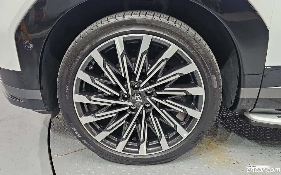 Hyundai SantaFe 2.5T 2WD 2023 — миниатюра 2