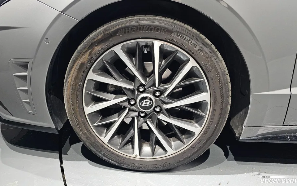 Hyundai Sonata 1.6 2022 — миниатюра 2