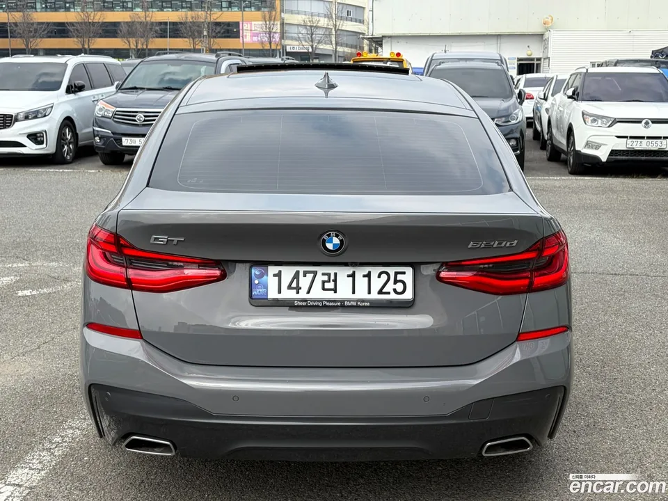 BMW 6 Series GT 620d M 2022 — миниатюра 2
