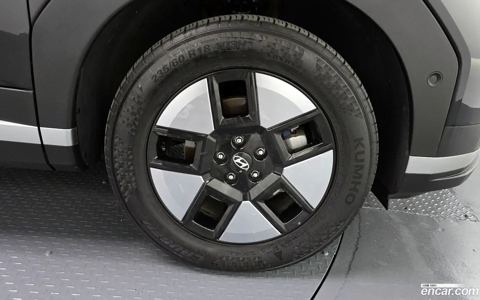 Hyundai SantaFe HEV 1.6 2WD 2024 — миниатюра 5