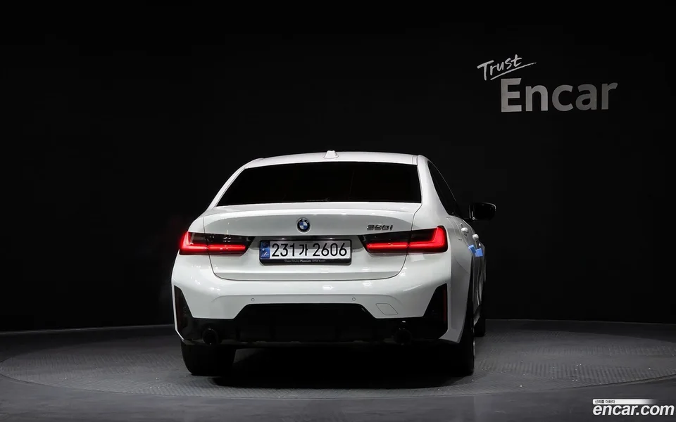 BMW 3 Series 320i M 2024 — миниатюра 4