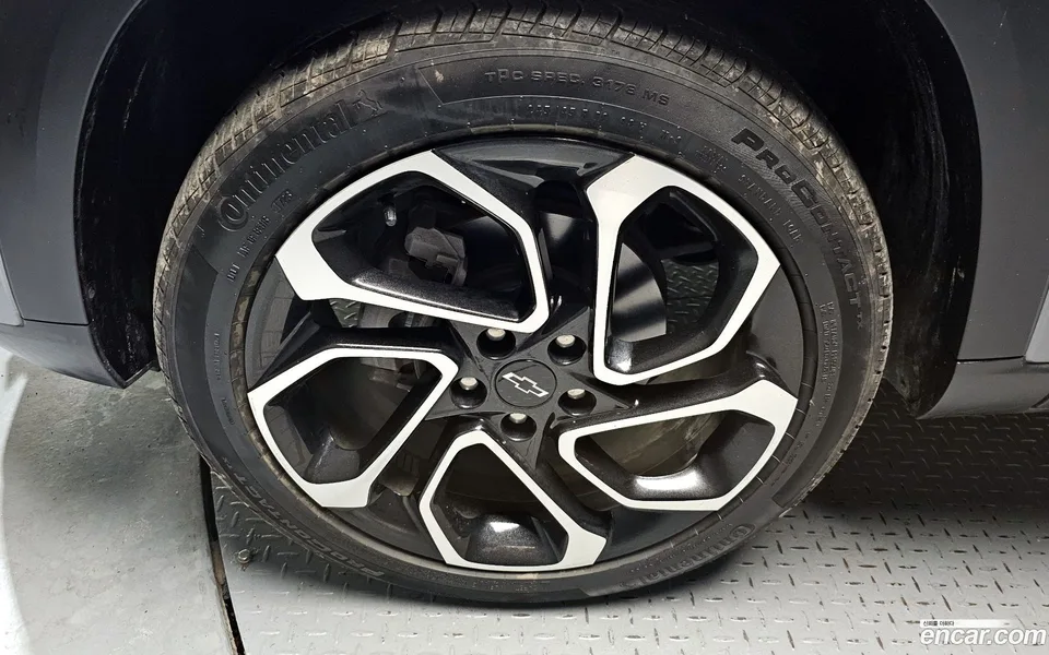 Chevrolet Trax Crossover 1.2 RS 2023 — миниатюра 5