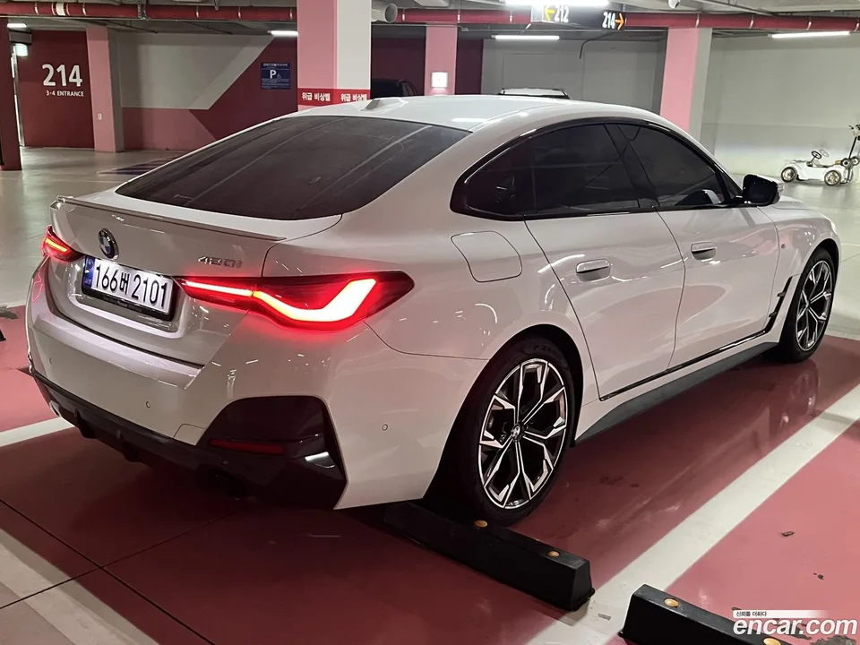 BMW 4 Series 420i M 2024 — миниатюра 3