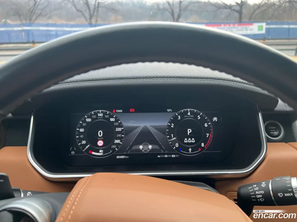 Land Rover Range Rover 5.0 SC Vogue SE 2022 — миниатюра 2