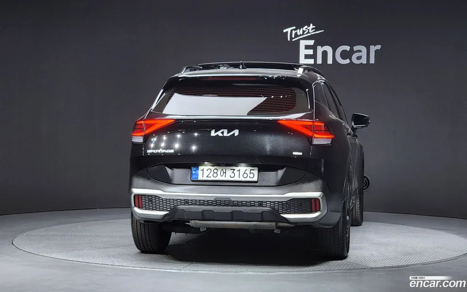 Kia Sportage Hybrid 4WD 2023 — миниатюра 4